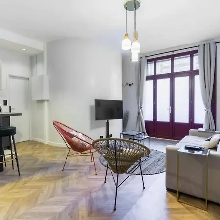 Charming Near Saint-lazare 4p Апартаменты *